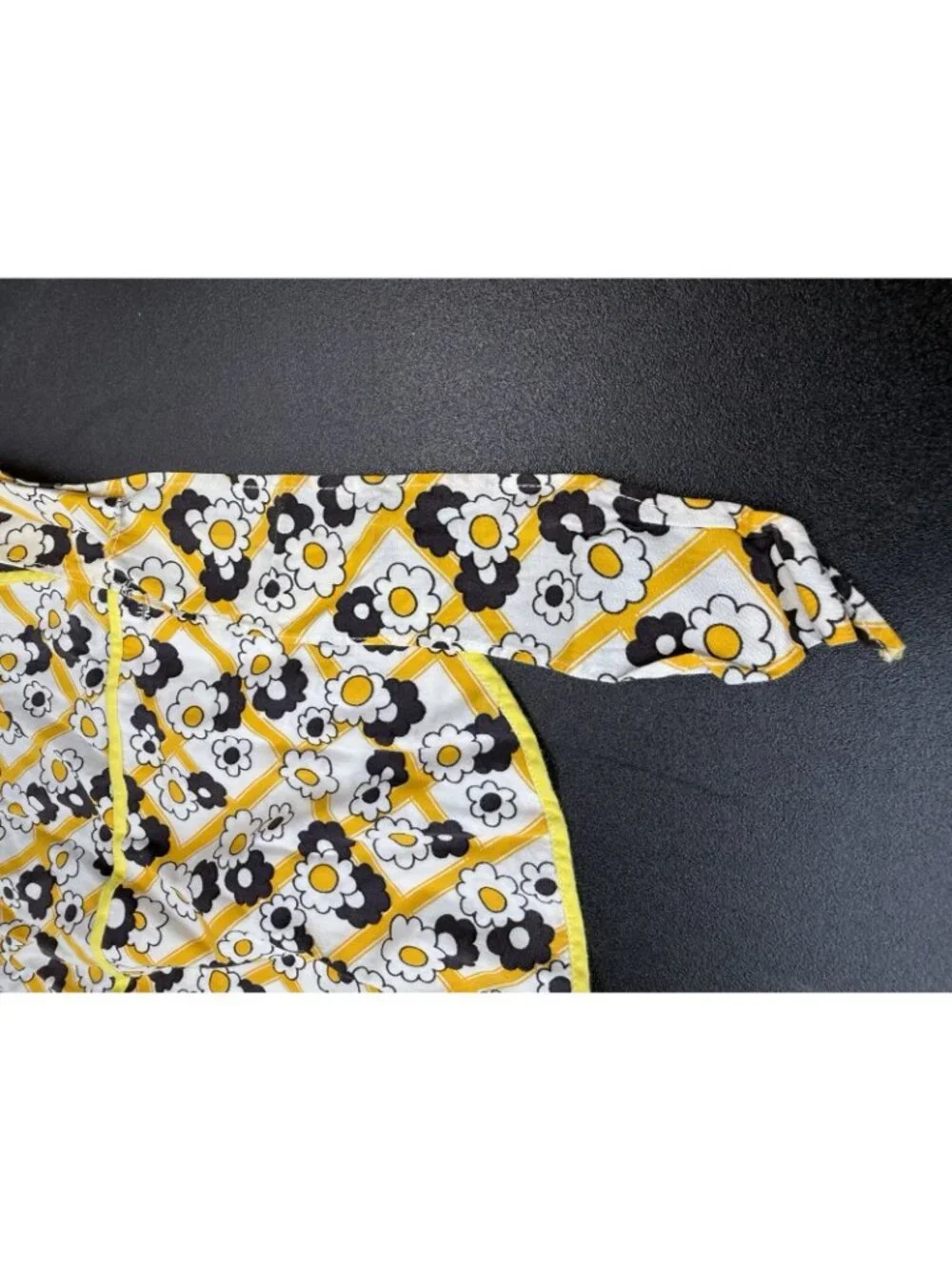 Vintage Handmade Half Apron With Pockets Yellow Black Mod Flowers Print Retro